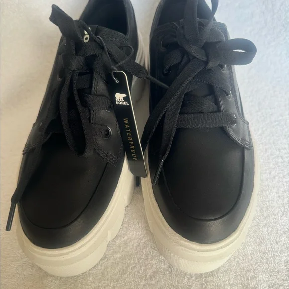 Sorel Caribou waterproof sneaker - Picture 2 of 7